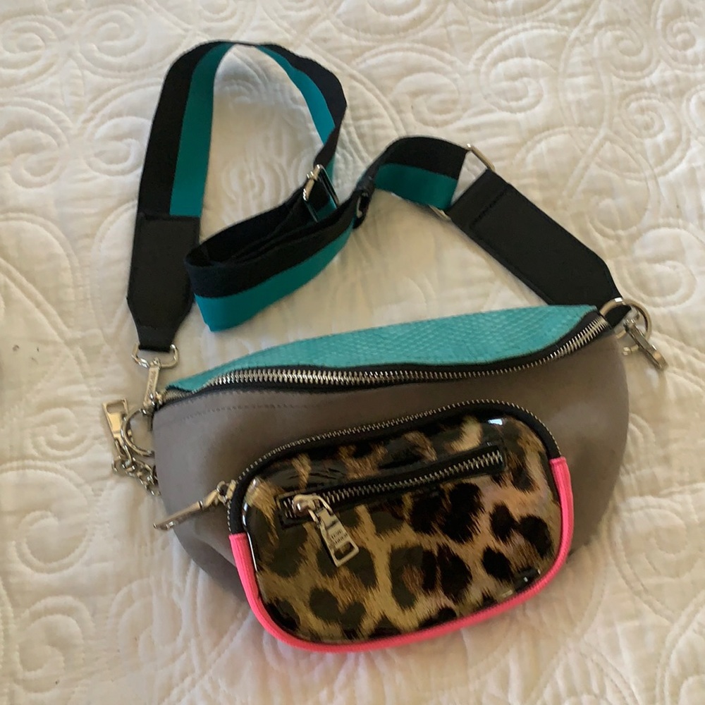 Steve Madden multi color crossbody bag